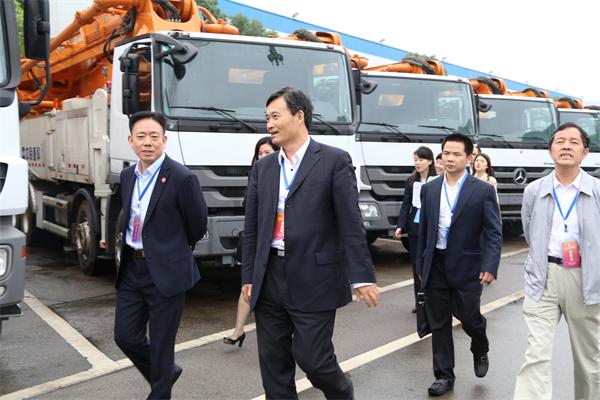 余津勃參加加強產融學合作、推進湖南“十三五”發展座談會