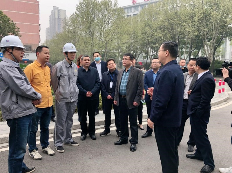 陳閣輝、胡流芳一行到岳州花園項目檢查指導(dǎo)工作