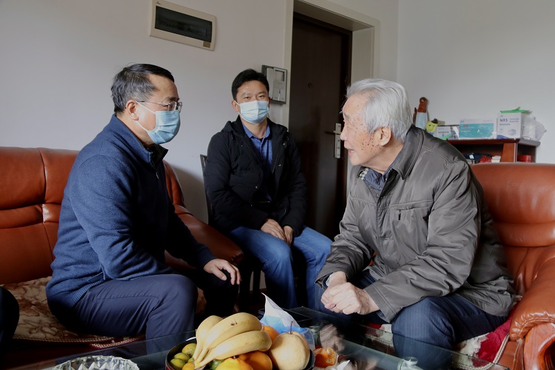 春節(jié)慰問(wèn)暖人心丨公司組織開展春節(jié)走訪慰問(wèn)活動(dòng)