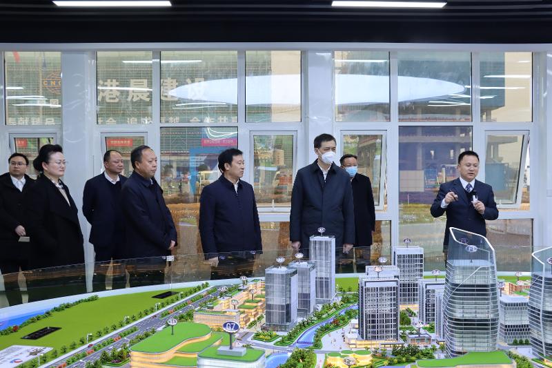 2023年2月，湖南省人民政府副省長周海兵到港晨公司岳陽自貿片區數字經濟產業綜合體建設項目調研指導工作